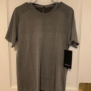 Lulu Lemon Metal Vent Tech SS NWT